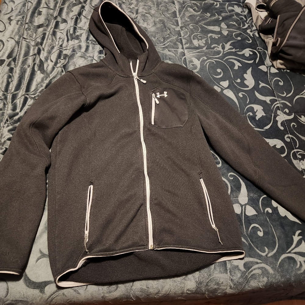 Underarmour water resistant fleece